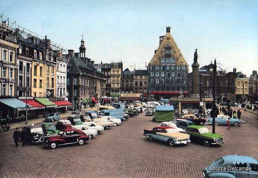 59 Lille Place du General de Gaulle.jpg